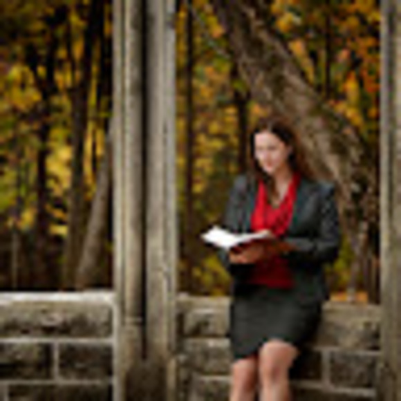 Meet your Posher, Céline - Picture 1 of 1